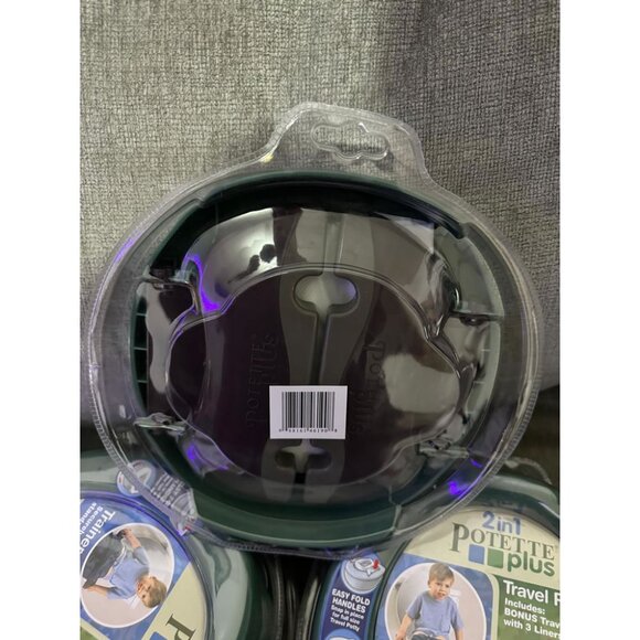 Kalencom Potette Plus 2-in-1 Travel Potty and Trainer Seat - Camo Green - Picture 2 of 3